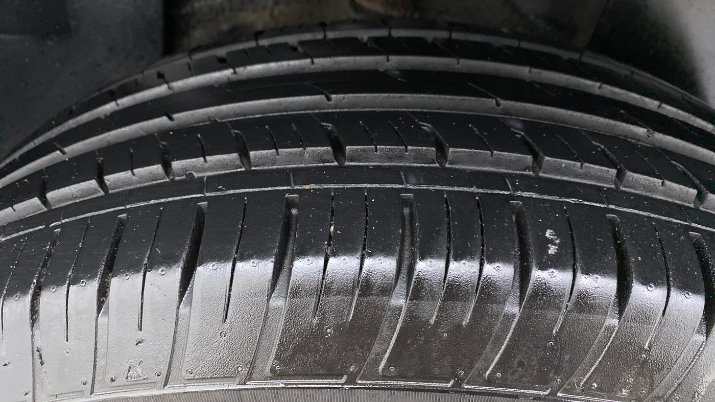 2021 Tata Harrier XT 2.0L Kryotec, Diesel, Manual, 30,344 km, Left Rear Tyre Tread
