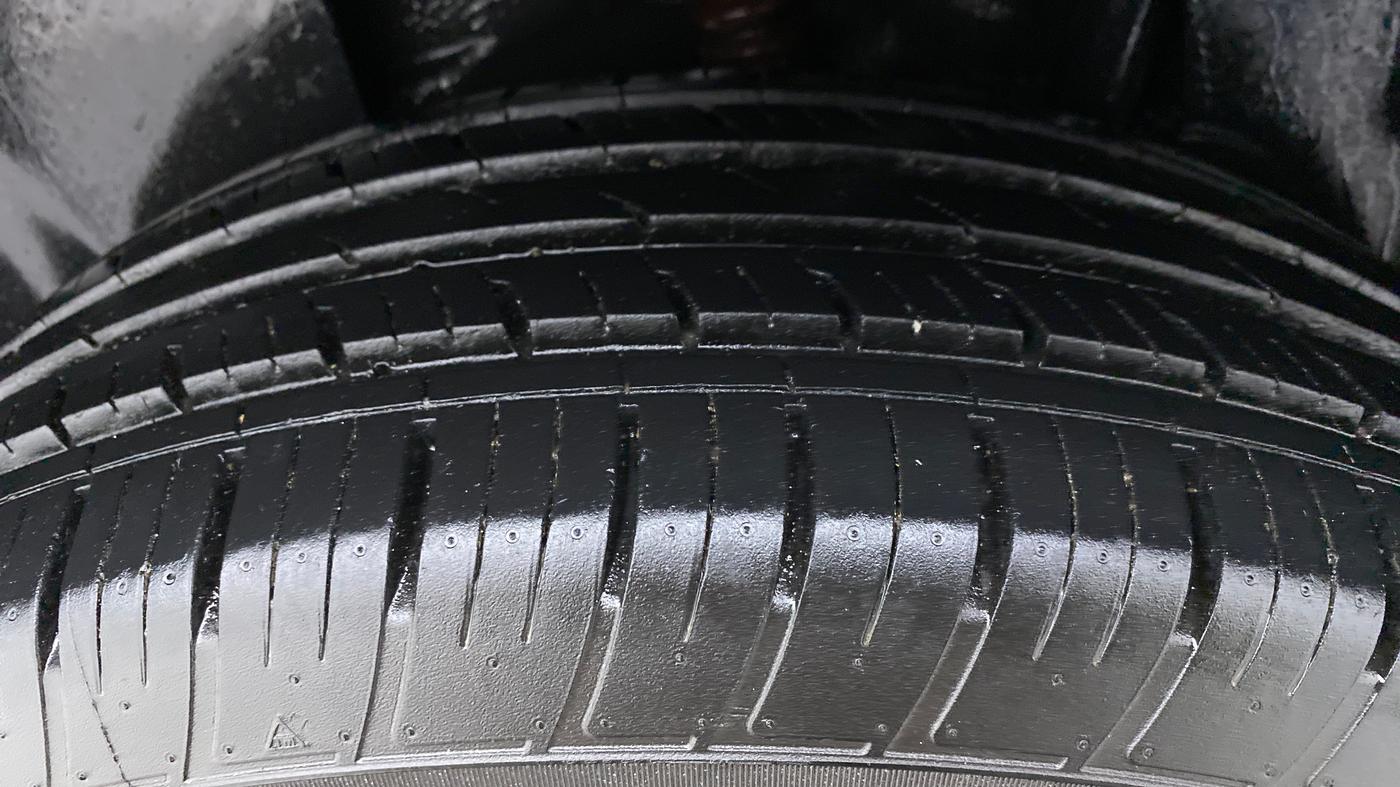 2021 Tata Harrier XT 2.0L Kryotec, Diesel, Manual, 30,344 km, Right Rear Tyre Tread
