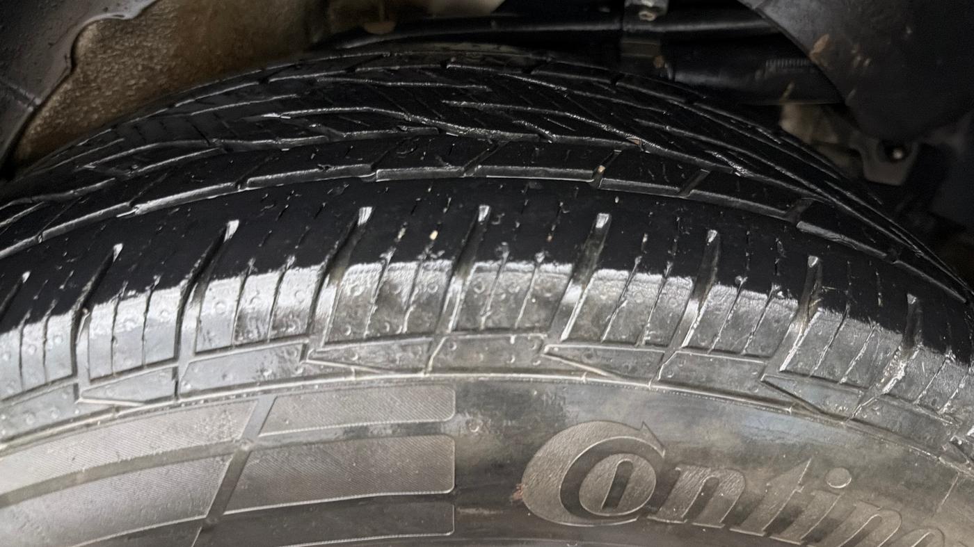 2018 Mahindra XUV500 W4 1.99, Diesel, Manual, 91,874 km, Left Rear Tyre Tread