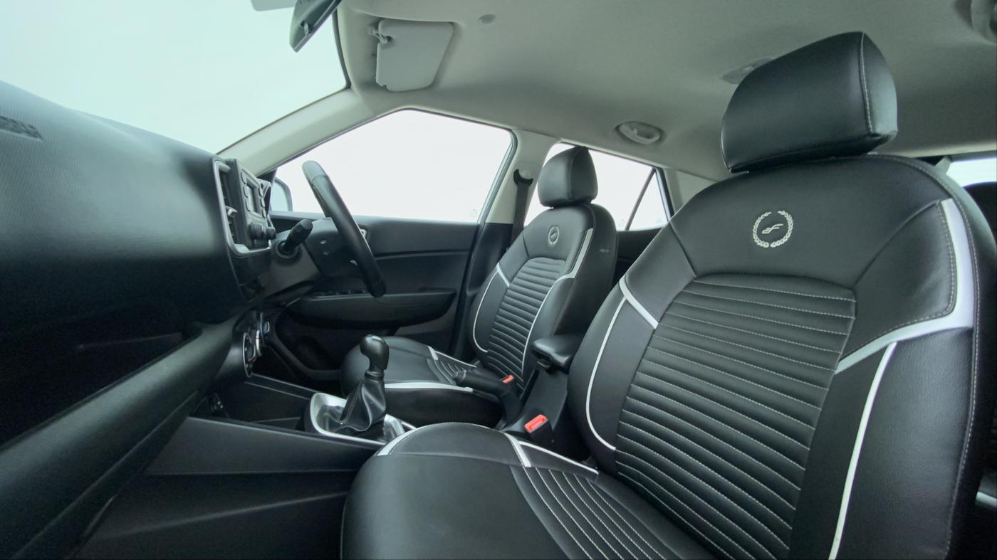 2019 Hyundai VENUE S MT 1.2 KAPPA, Petrol, Manual, 45,571 km, Right Side Front Door Cabin