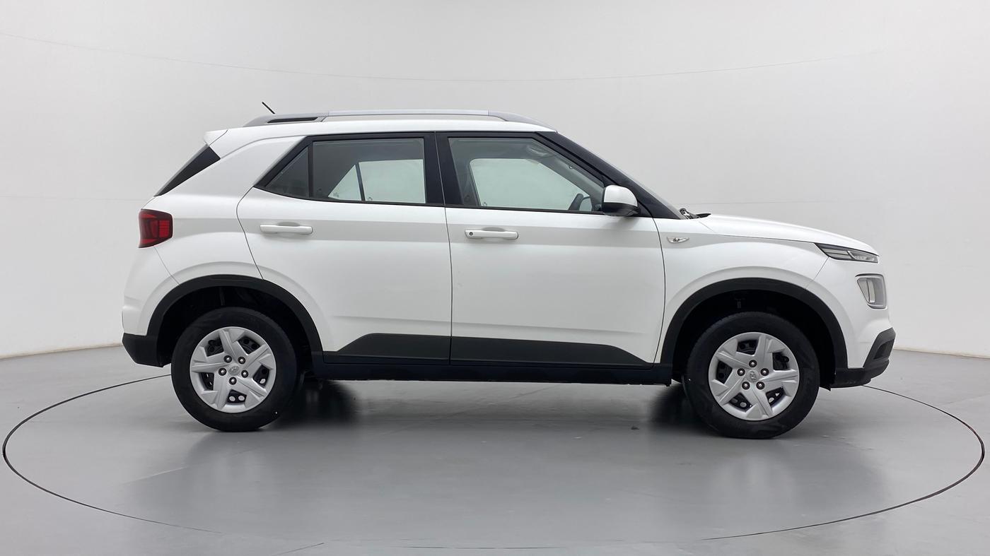 2019 Hyundai VENUE S MT 1.2 KAPPA, Petrol, Manual, 45,571 km, Right Side View