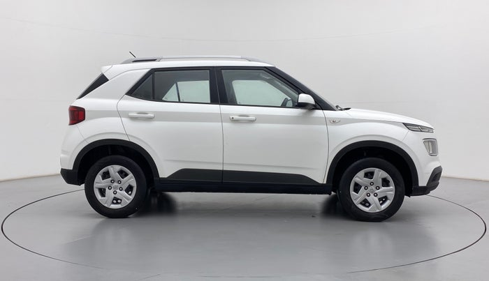 2019 Hyundai VENUE S MT 1.2 KAPPA, Petrol, Manual, 45,571 km, Right Side View