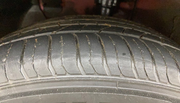 2023 Hyundai NEW I20 ASTA (O) 1.2 MT, Petrol, Manual, 10,012 km, Left Front Tyre Tread