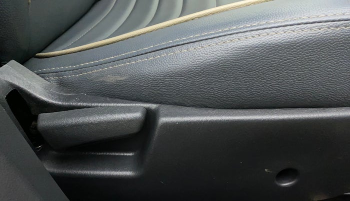 2017 Maruti Alto K10 VXI, Petrol, Manual, 18,861 km, Driver Side Adjustment Panel
