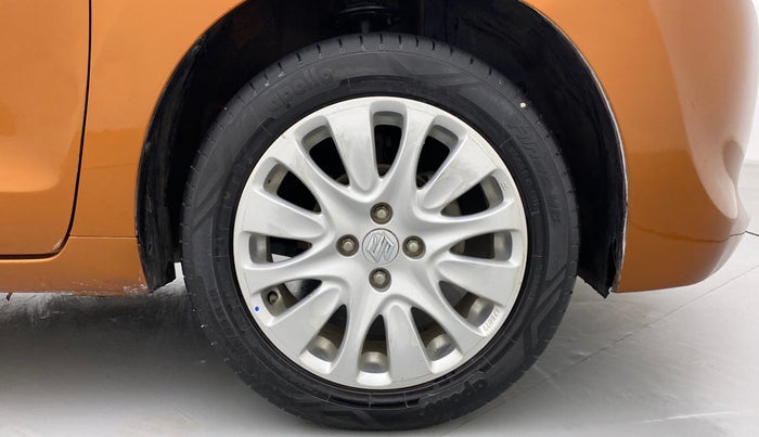 2016 Maruti Baleno ALPHA 1.2 K12, Petrol, Manual, 65,818 km, Right Front Wheel