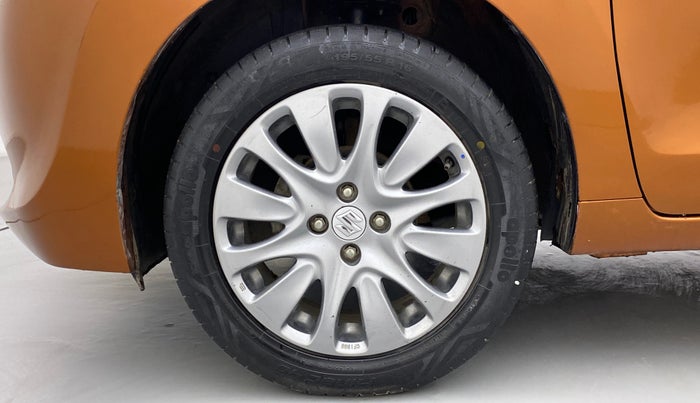 2016 Maruti Baleno ALPHA 1.2 K12, Petrol, Manual, 65,818 km, Left Front Wheel