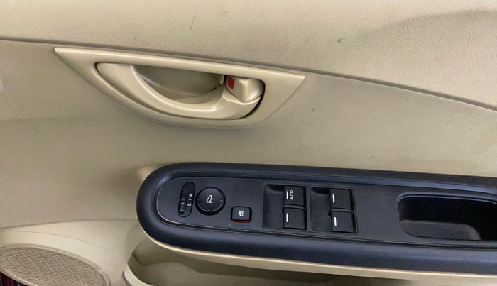 2017 Honda Amaze 1.2L I-VTEC S, Petrol, Manual, 1,18,640 km, Driver Side Door Panels Control