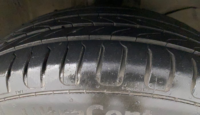 2019 Honda Amaze 1.5L I-DTEC V, Diesel, Manual, 65,234 km, Right Front Tyre Tread