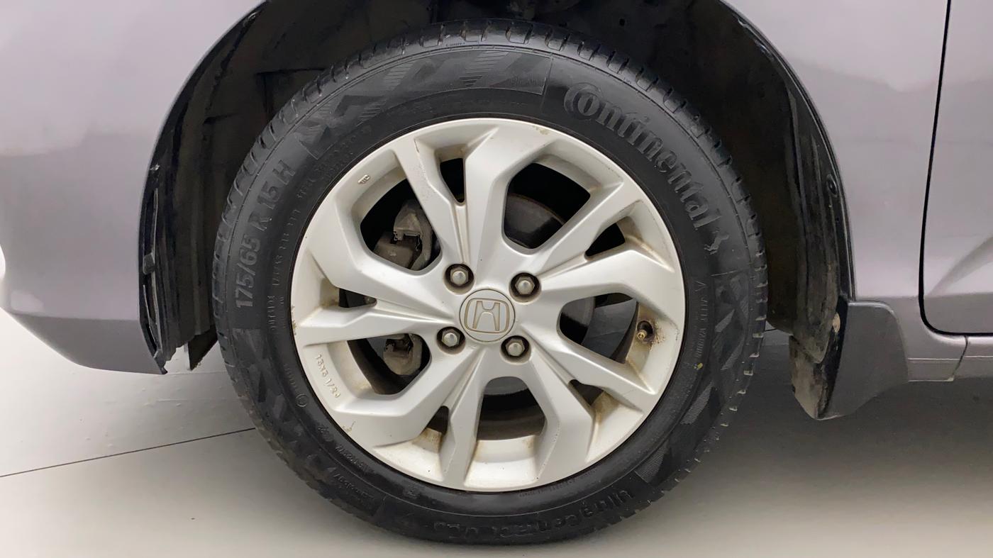 2019 Honda Amaze 1.5L I-DTEC V, Diesel, Manual, 65,234 km, Left Front Wheel