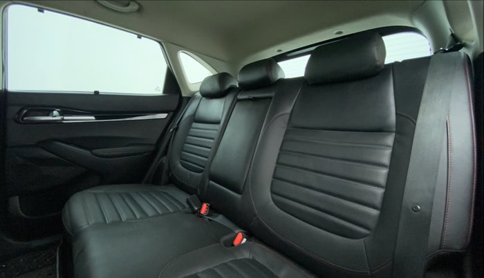 2019 KIA SELTOS GTK 1.4 GDI PETROL, Petrol, Manual, 25,489 km, Right Side Rear Door Cabin