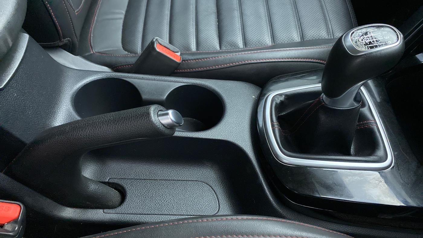 2019 KIA SELTOS GTK 1.4 GDI PETROL, Petrol, Manual, 25,489 km, Gear Lever