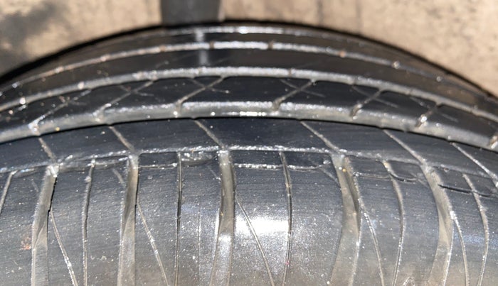 2021 KIA SONET HTK PLUS 1.2, Petrol, Manual, 24,583 km, Right Rear Tyre Tread