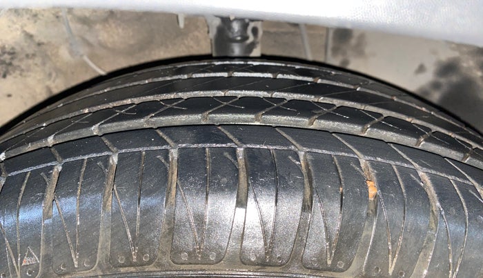 2021 KIA SONET HTK PLUS 1.2, Petrol, Manual, 24,583 km, Right Front Tyre Tread