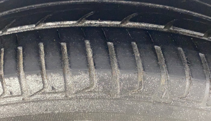2017 Honda Jazz 1.2L I-VTEC V AT, Petrol, Automatic, 55,802 km, Left Front Tyre Tread