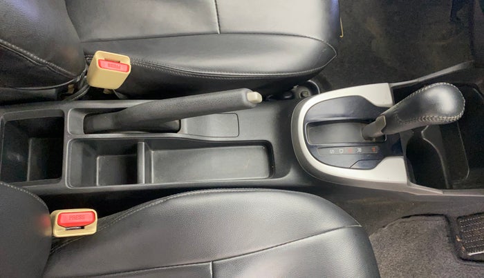 2017 Honda Jazz 1.2L I-VTEC V AT, Petrol, Automatic, 55,802 km, Gear Lever