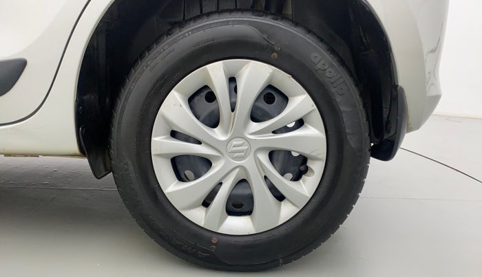 2020 Maruti Swift VXI D, Petrol, Manual, 25,373 km, Left Rear Wheel