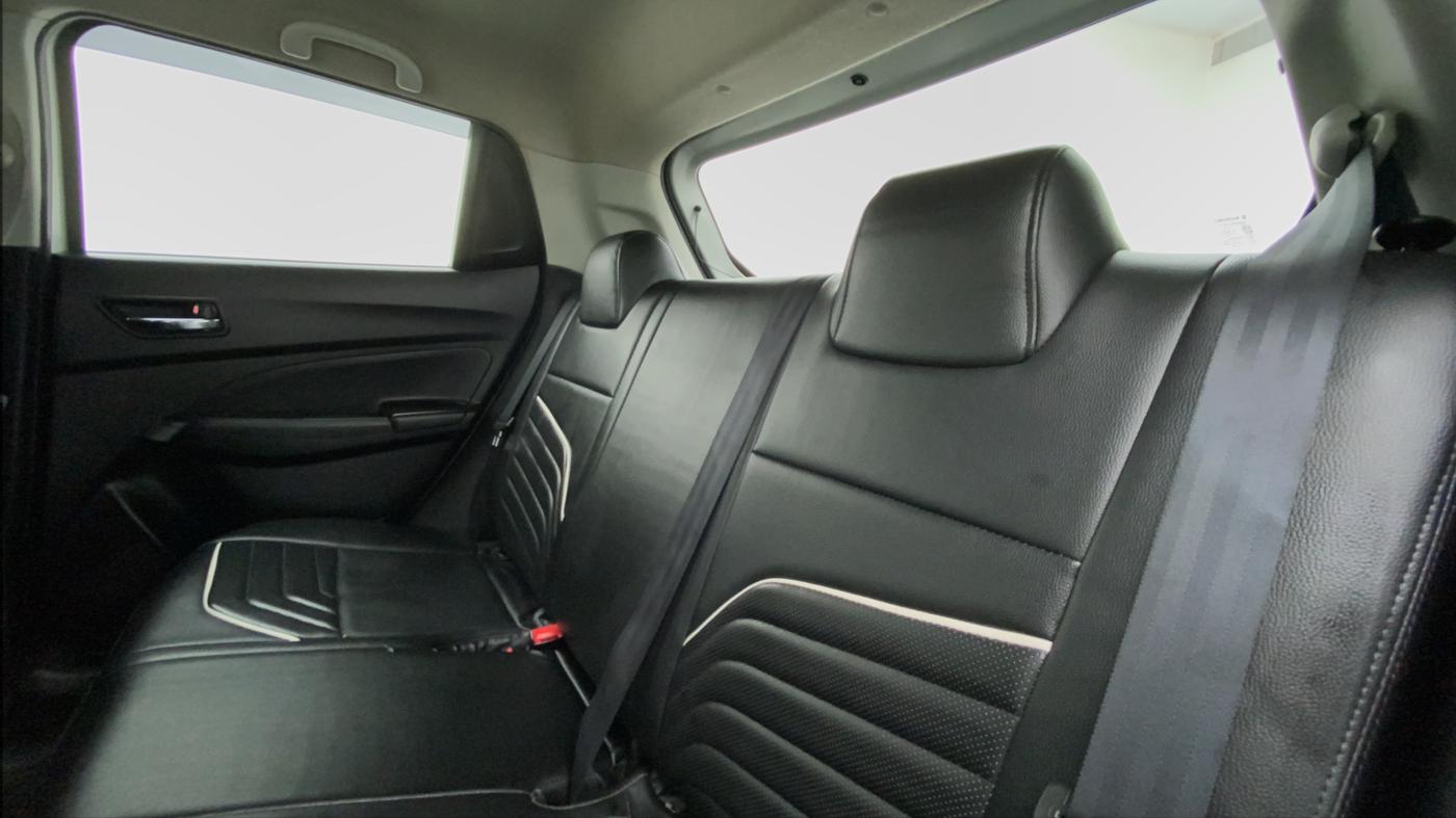 2020 Maruti Swift VXI D, Petrol, Manual, 25,373 km, Right Side Rear Door Cabin
