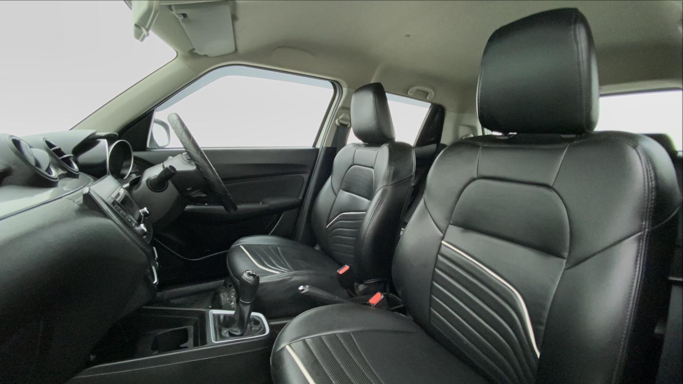 2020 Maruti Swift VXI D, Petrol, Manual, 25,373 km, Right Side Front Door Cabin