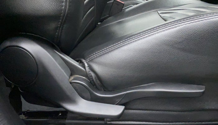 2020 Maruti Swift VXI D, Petrol, Manual, 25,373 km, Driver Side Adjustment Panel