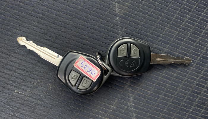 2020 Maruti Baleno DELTA PETROL 1.2, Petrol, Manual, 71,533 km, Key Close Up