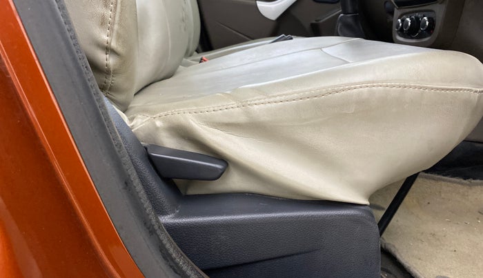 2016 Renault Duster RXL PETROL, Petrol, Manual, 39,124 km, Driver Side Adjustment Panel