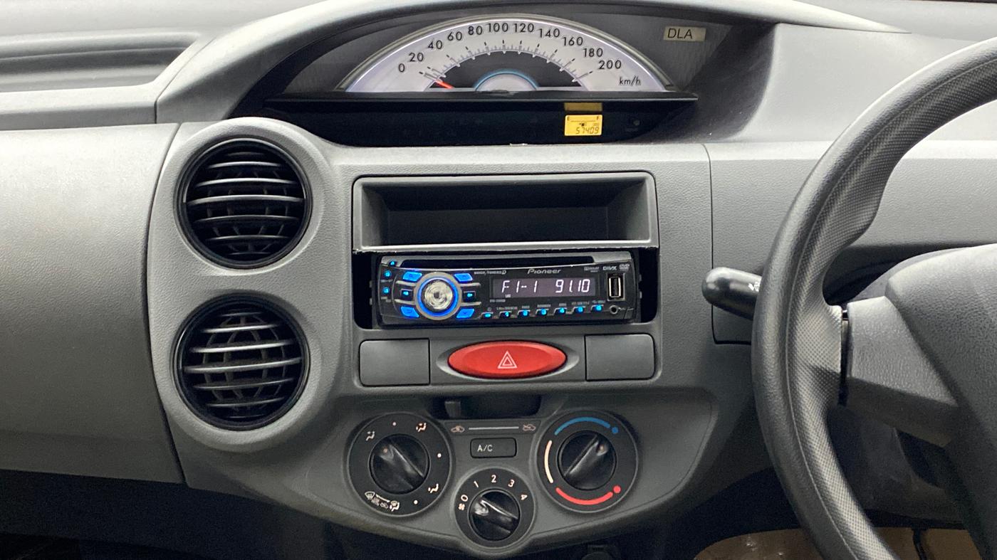 2012 Toyota Etios Liva GD, Diesel, Manual, 57,450 km, Air Conditioner
