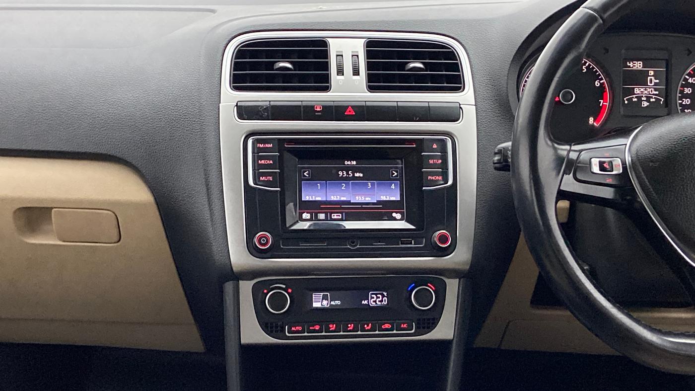 2017 Volkswagen Polo HIGHLINE1.2L PETROL, Petrol, Manual, 82,681 km, Air Conditioner