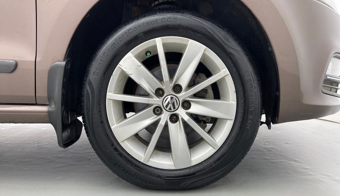 2017 Volkswagen Polo HIGHLINE1.2L PETROL, Petrol, Manual, 82,681 km, Right Front Wheel