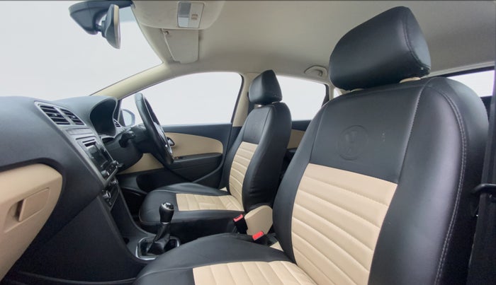 2017 Volkswagen Polo HIGHLINE1.2L PETROL, Petrol, Manual, 82,681 km, Right Side Front Door Cabin