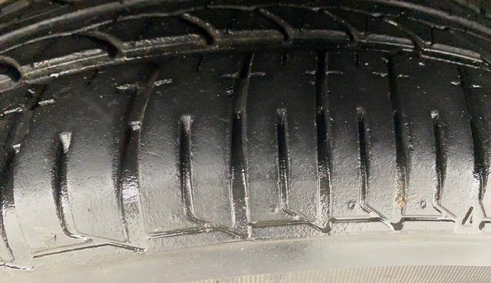2022 Tata TIGOR XZ PLUS CNG, CNG, Manual, 12,133 km, Left Front Tyre Tread