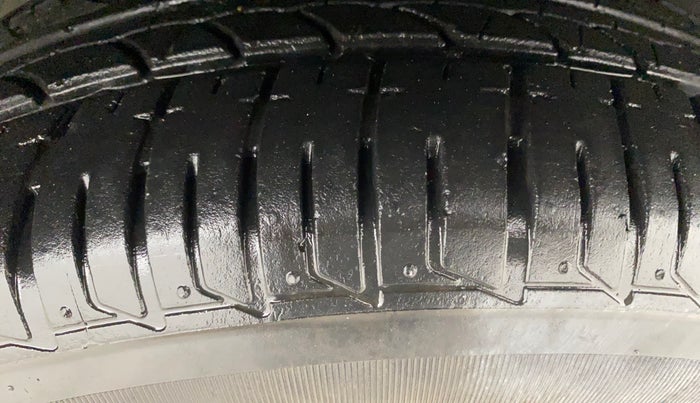 2022 Tata TIGOR XZ PLUS CNG, CNG, Manual, 12,133 km, Right Front Tyre Tread