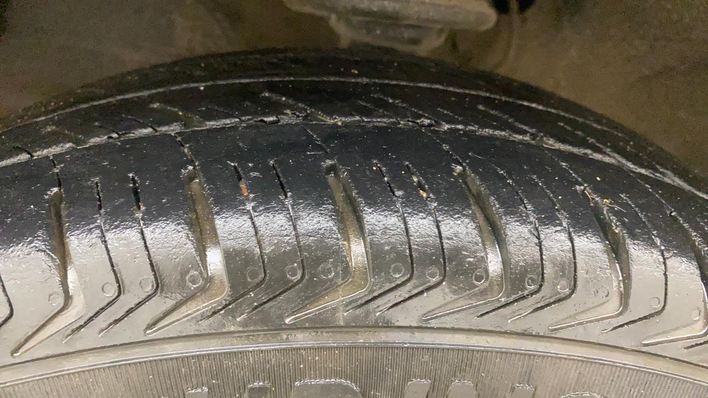 2021 Maruti S PRESSO VXI+, Petrol, Manual, 1,03,420 km, Left Front Tyre Tread