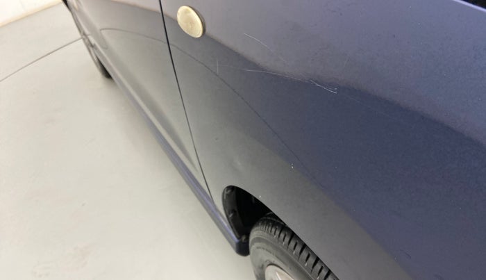 2017 Maruti Wagon R 1.0 VXI+ (O) MT, Petrol, Manual, 34,902 km, Right fender - Slightly dented