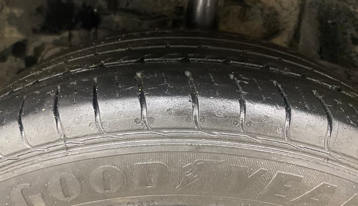 2021 Tata NEXON XM PETROL, Petrol, Manual, 49,483 km, Left Front Tyre Tread