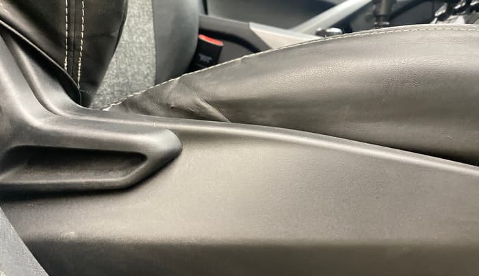 2021 Tata NEXON XM PETROL, Petrol, Manual, 49,483 km, Driver Side Adjustment Panel