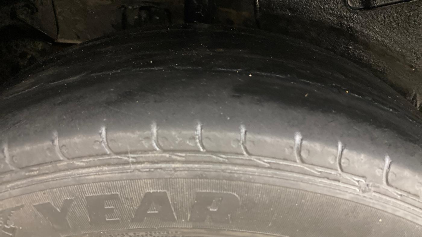 2021 Tata NEXON XM PETROL, Petrol, Manual, 49,909 km, Right Rear Tyre Tread