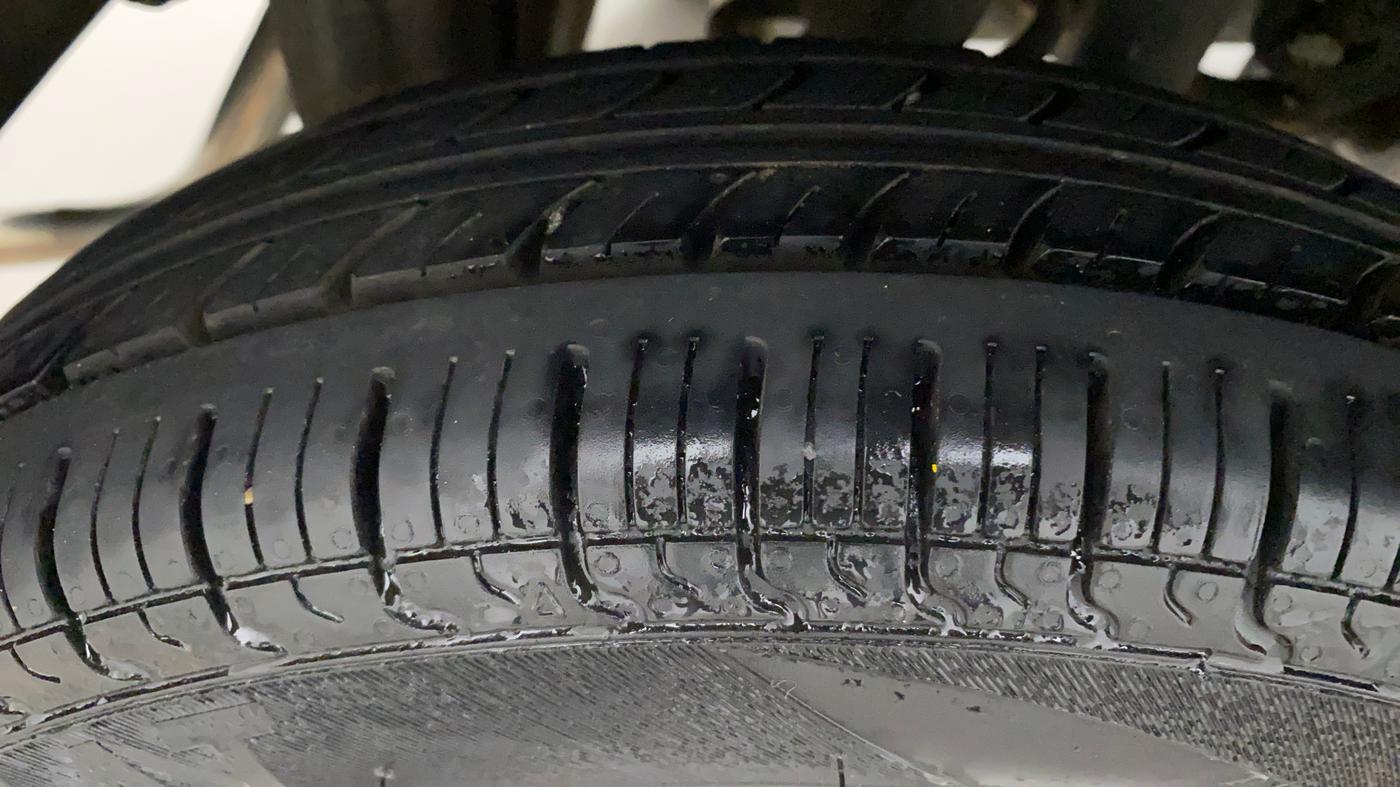 2014 Maruti Alto 800 LXI, Petrol, Manual, 53,381 km, Right Rear Tyre Tread