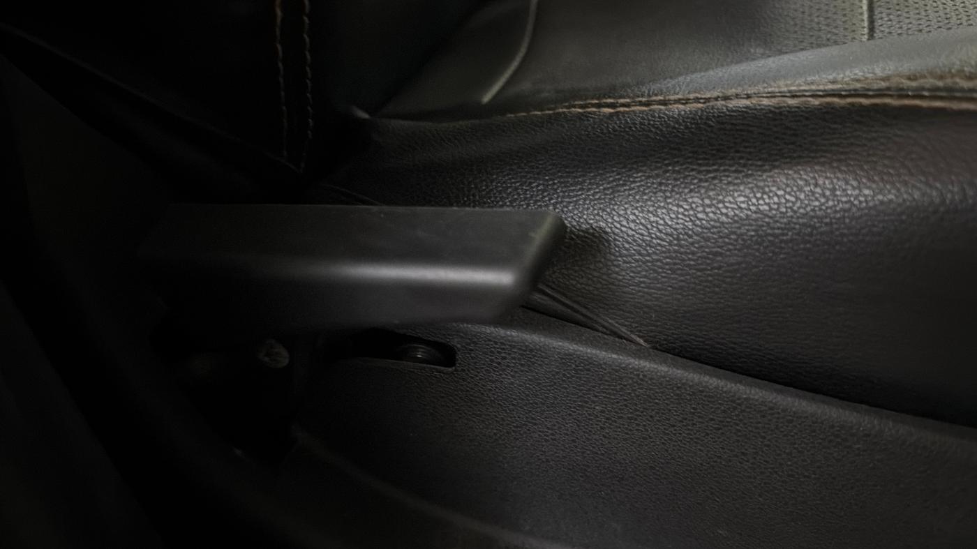 2019 Tata Tiago XZA PETROL, Petrol, Automatic, 44,975 km, Driver Side Adjustment Panel