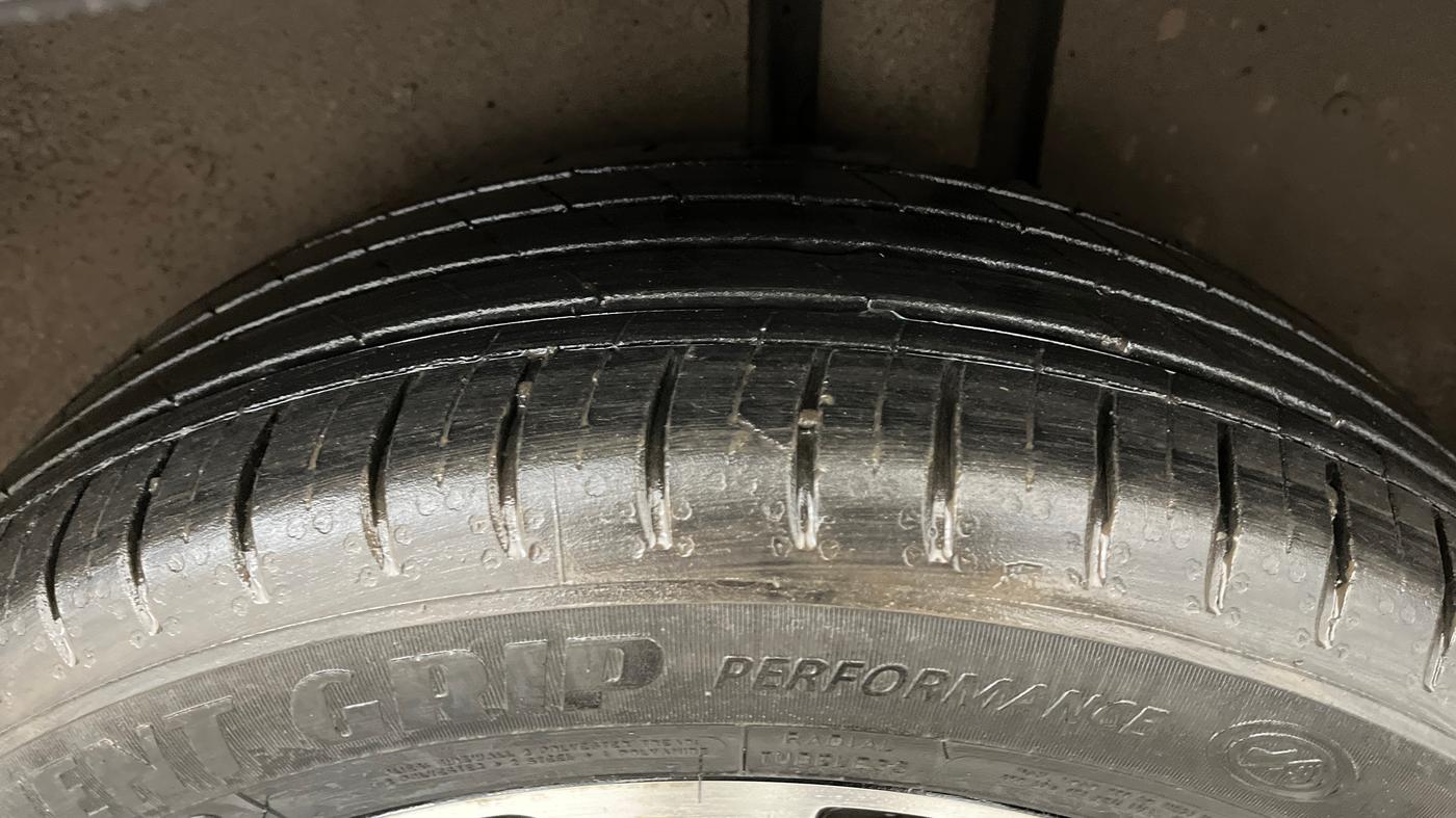 2021 MG HECTOR SHARP 1.5 PETROL CVT, Petrol, Automatic, 52,138 km, Left Rear Tyre Tread
