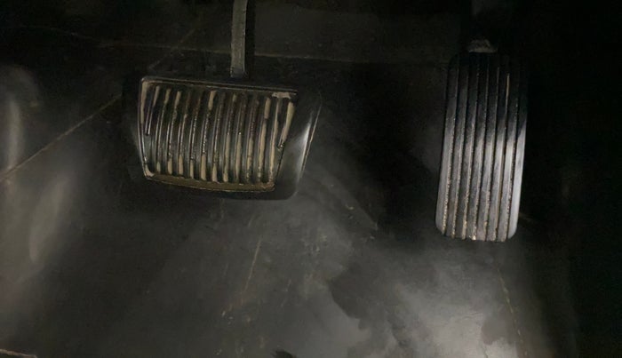 2018 Hyundai Verna 1.6 VTVT SX (O) AT, Petrol, Automatic, 56,470 km, Pedals