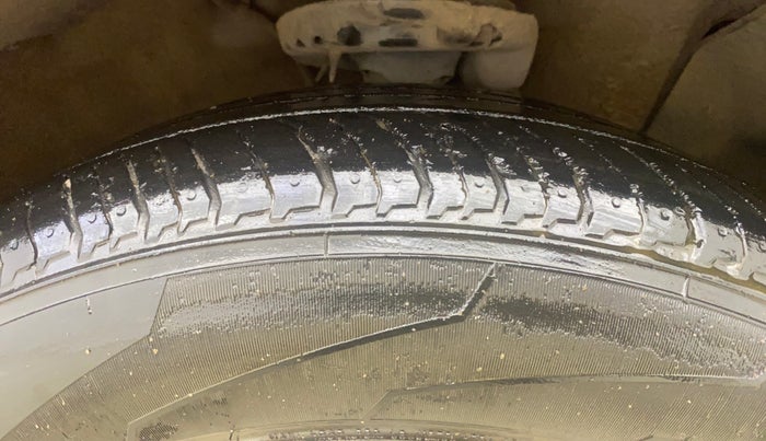 2018 Hyundai Verna 1.6 VTVT SX (O) AT, Petrol, Automatic, 56,470 km, Right Front Tyre Tread