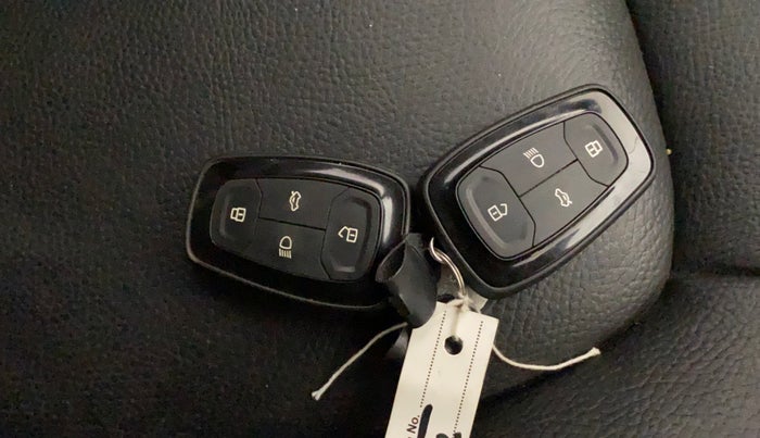 2023 Tata NEXON XZ PLUS PETROL SUNROOF, Petrol, Manual, 44,140 km, Key Close Up