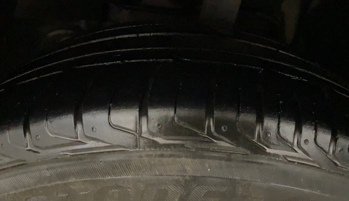 2023 Tata NEXON XZ PLUS PETROL SUNROOF, Petrol, Manual, 44,140 km, Left Front Tyre Tread