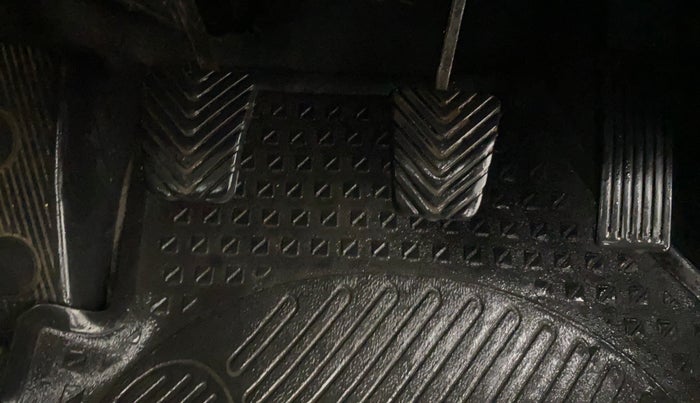 2013 Hyundai i20 MAGNA 1.2, Petrol, Manual, 38,799 km, Pedals