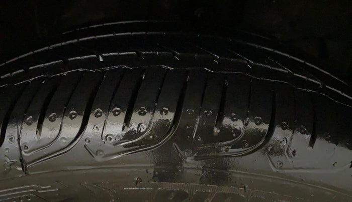 2025 Honda Amaze ZX 1.2 Petrol CVT, Petrol, Automatic, 6,162 km, Right Front Tyre Tread