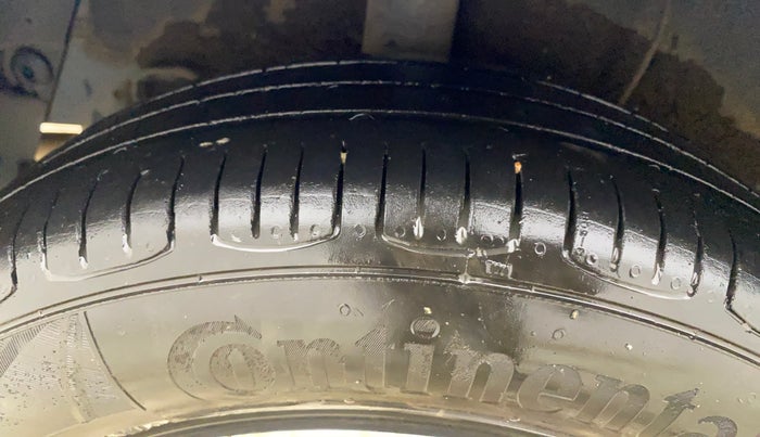 2019 Hyundai Grand i10 SPORTZ AT 1.2 KAPPA VTVT, CNG, Automatic, 69,894 km, Right Rear Tyre Tread