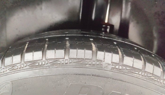2013 Volkswagen Polo COMFORTLINE 1.2L PETROL, Petrol, Manual, 89,971 km, Left Rear Tyre Tread