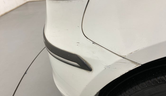 2013 Maruti Swift VDI, Diesel, Manual, 73,784 km, Rear bumper - Minor scratches