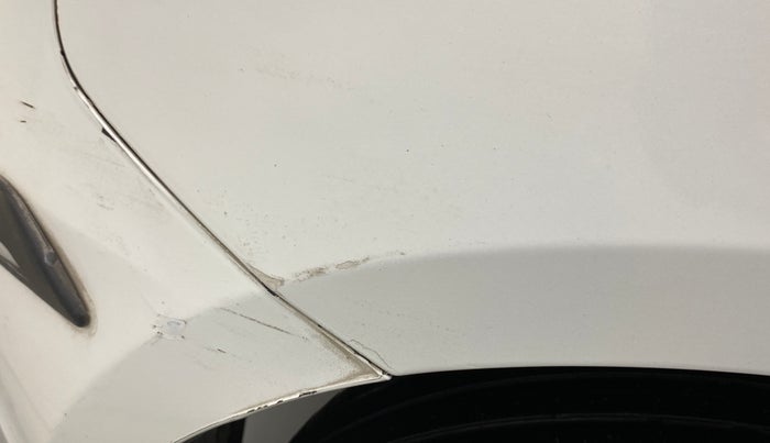 2013 Maruti Swift VDI, Diesel, Manual, 73,784 km, Right quarter panel - Minor scratches