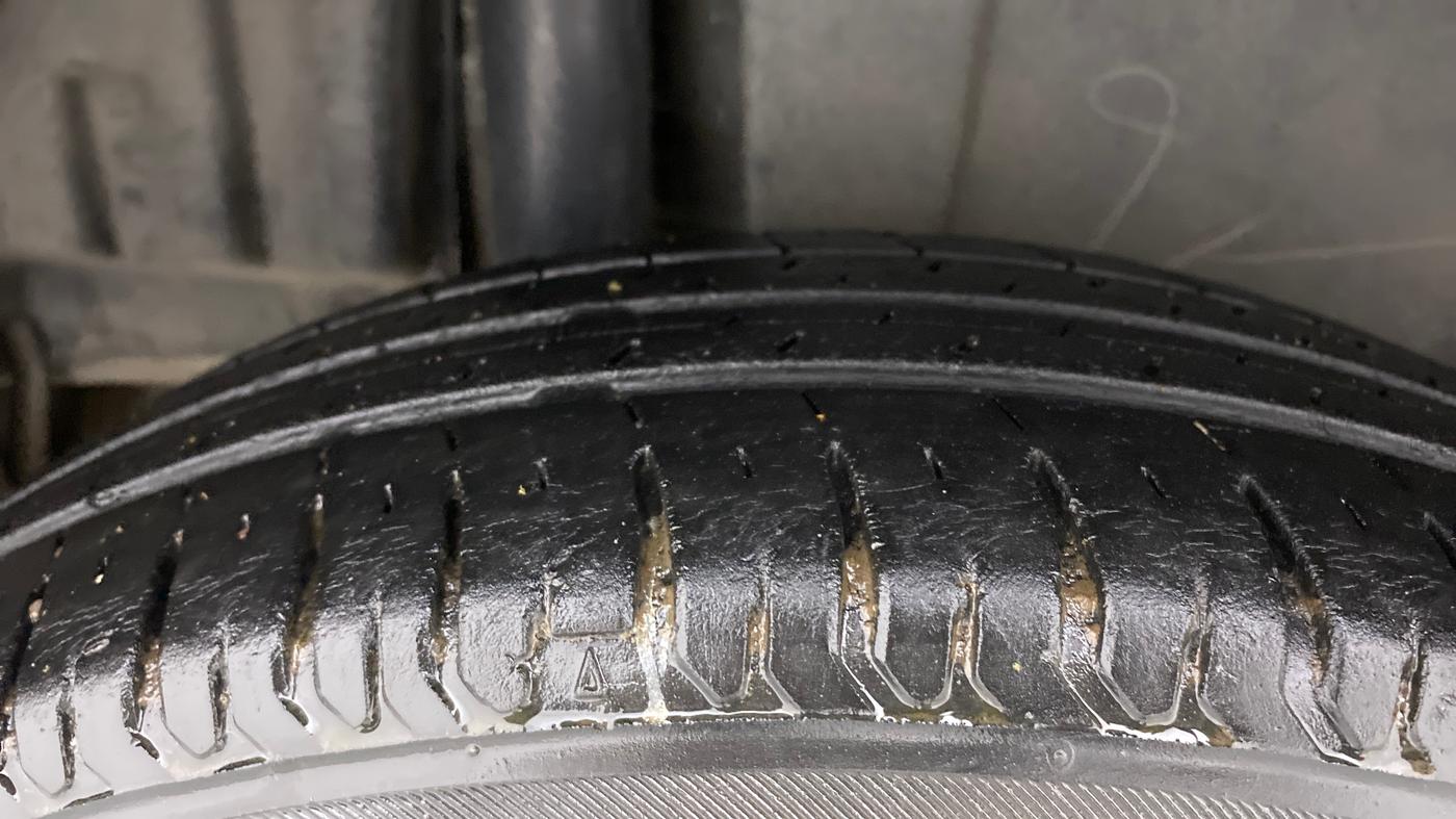 2013 Maruti Swift VDI, Diesel, Manual, 73,784 km, Right Rear Tyre Tread